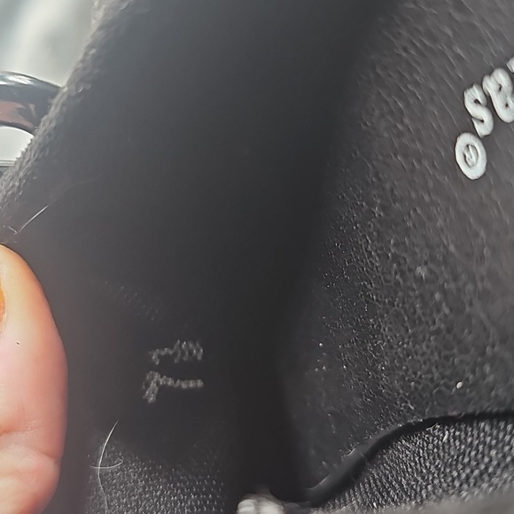 C Black And Tan Platform Pierre Dumas Slip Ons Black Chain Accents Sz 7.5 - Picture 7 of 8